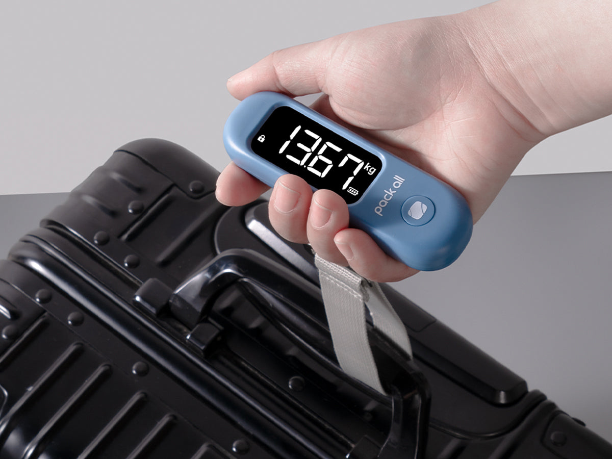 pack 荷物の重さを管理するスマートな旅行準備シーン